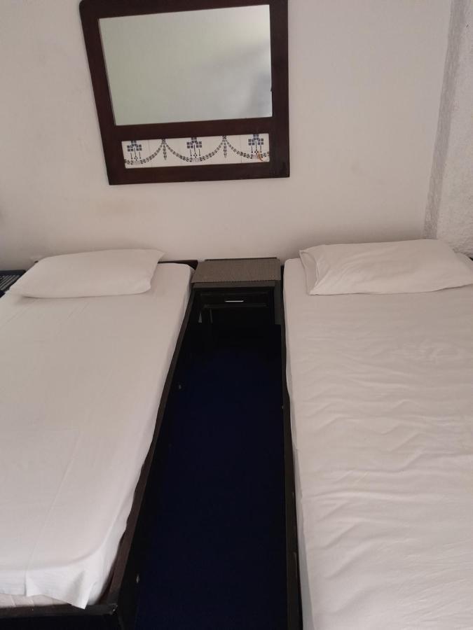 Sea View Hotel Risan Exterior foto